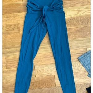 blue leggings